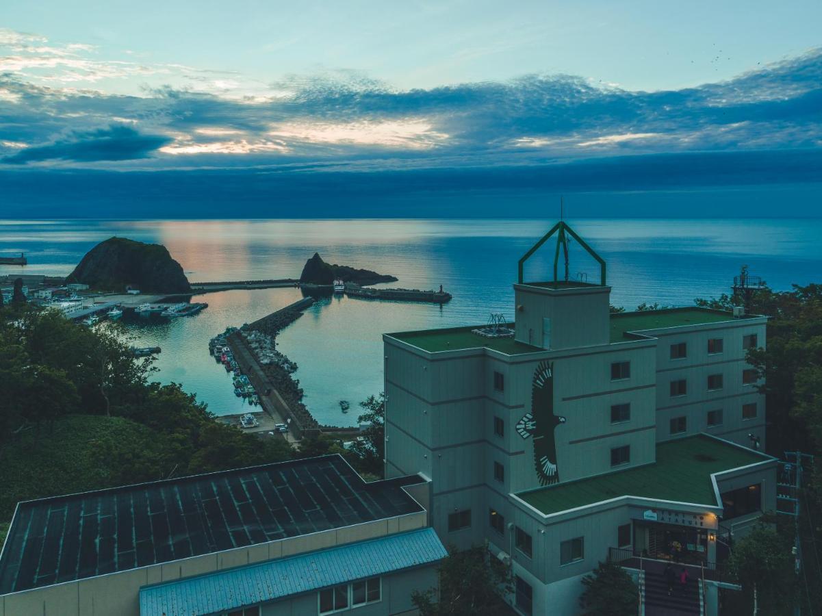 Shiretoko Yuhi No Ataruie Onsen Hostel Sari Kültér fotó